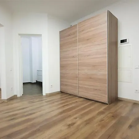 Lux в киеве Apartment *